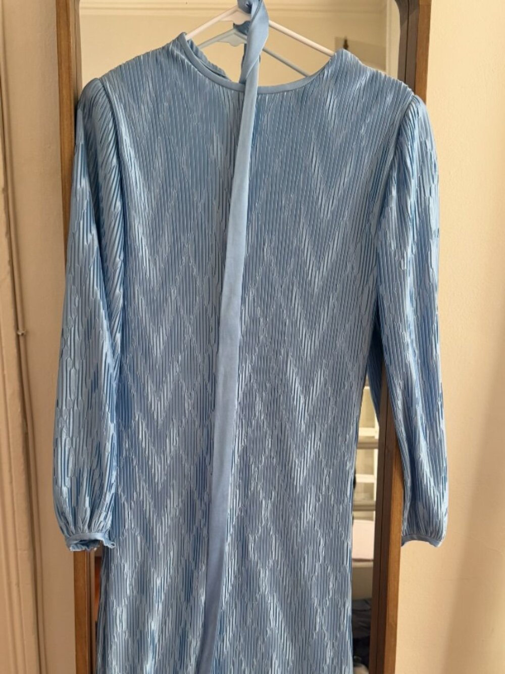 Vintage blue plisse long sleeve dress